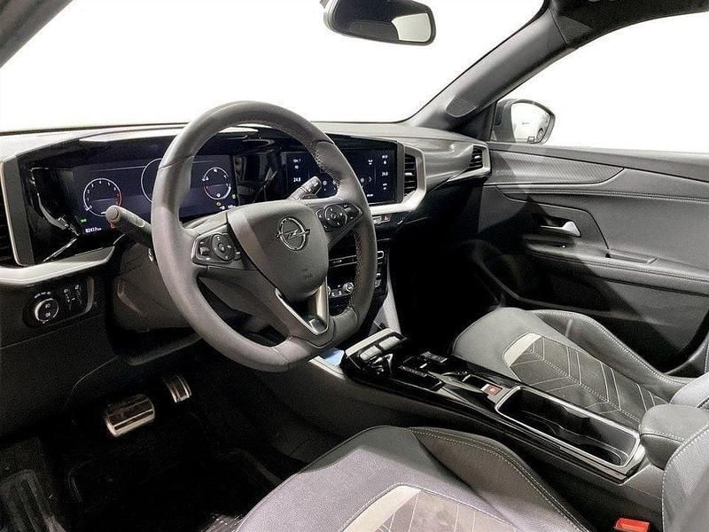 Begagnad Opel Mokka Ultimate 131 HK (96 kW) 2024 Grön SUV