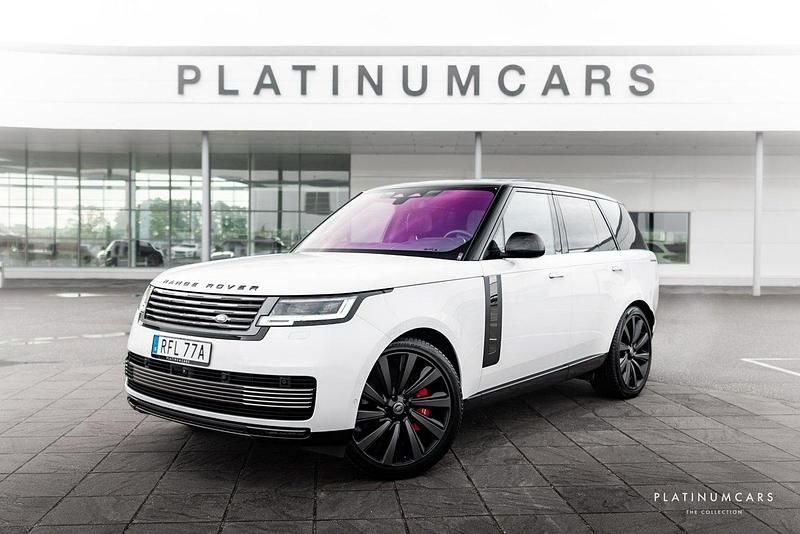Vit Begagnad 2023 Land Rover Range Rover SUV | 2 099 000 kr - Bild 1/4