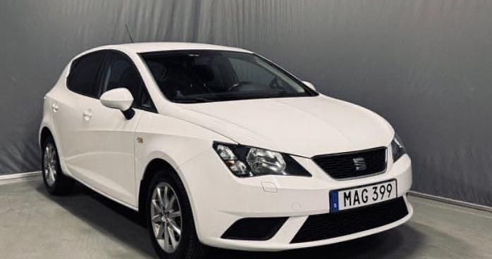 Vit Begagnad 2016 Seat Ibiza Style Halvkombi | 77 000 kr (Marknadspris) - Bild 1/4