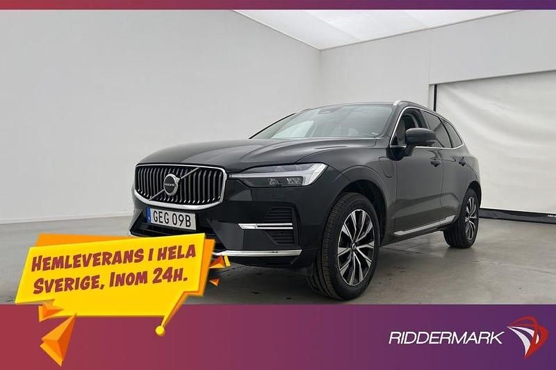 Svart Begagnad 2023 Volvo XC60 Core SUV | 409 800 kr (Marknadspris) - Bild 1/3
