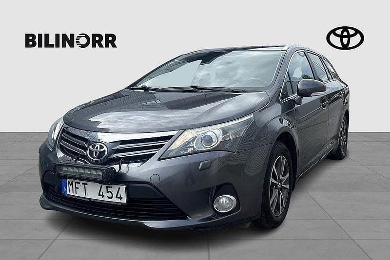 Mörkgrå Begagnad 2013 Toyota Avensis Business Edition Kombi | 99 900 kr (Dyr) - Bild 1/4