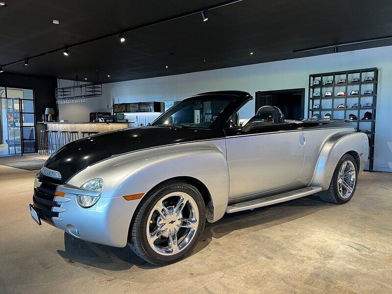 Silver Begagnad 2005 Chevrolet SSR Cab | 329 000 kr - Bild 1/4