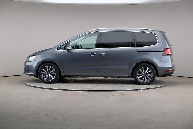 Begagnad VW Sharan 150 HK (110 kW) 2020 Indium grey (metallic) Minibuss