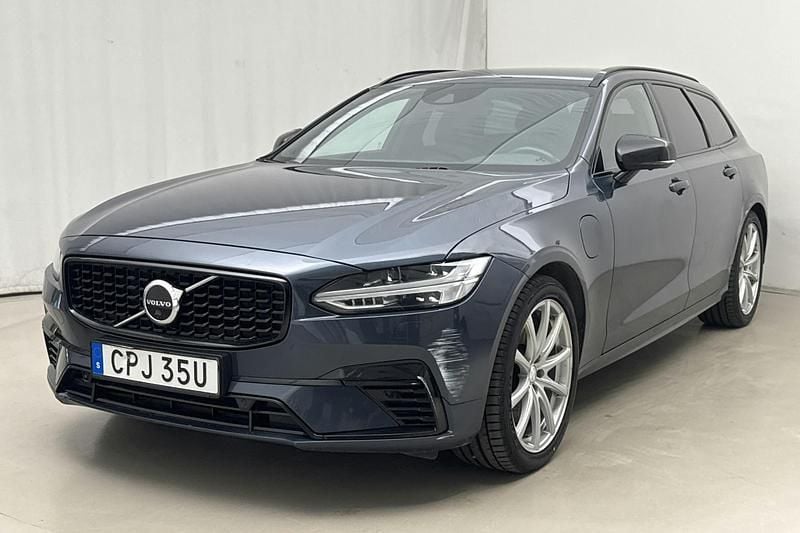 Mörkblå Begagnad 2021 Volvo V90 R-Design Kombi | 289 000 kr (Bra pris) - Bild 1/4