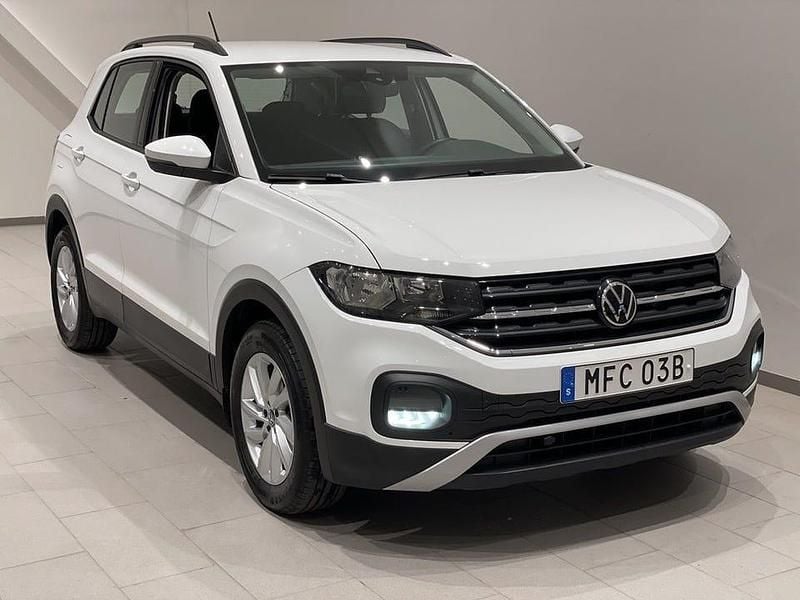 Vit (pure white) Begagnad 2023 VW T-Cross SUV | 184 000 kr (Marknadspris) - Bild 1/3