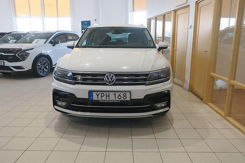 Begagnad VW Tiguan R-line 190 HK (139 kW) 2017 Vit SUV