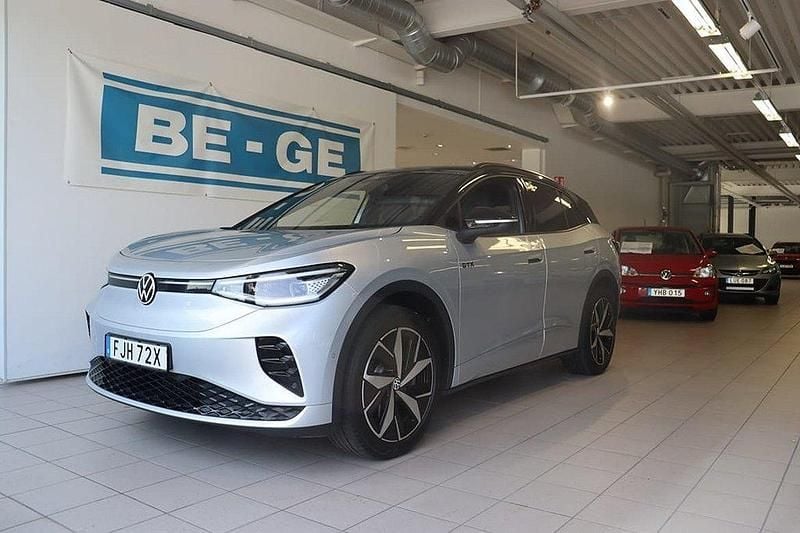 Silver Begagnad 2023 VW ID.4 GTX SUV | 399 900 kr (Bra pris) - Bild 1/4