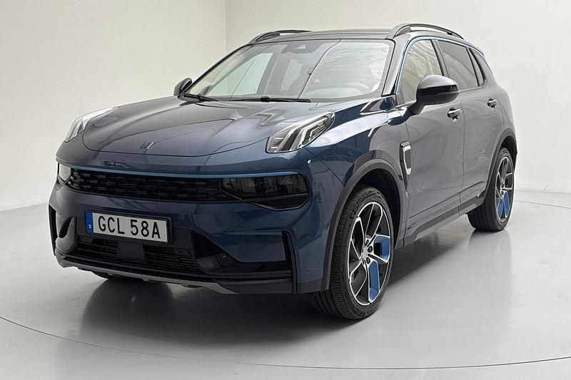 Blå Begagnad 2021 Lynk & Co 01 SUV | 249 800 kr - Bild 1/4