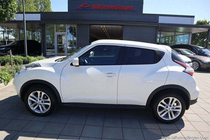 Vit samma som bilen Begagnad 2017 Nissan Juke SUV | 79 900 kr (Bra pris) - Bild 1/4