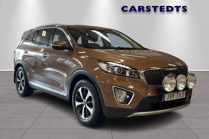 Brun Begagnad 2015 Kia Sorento SUV | 189 900 kr (Marknadspris) - Bild 1/4