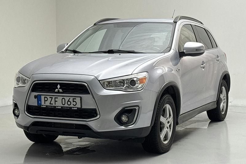 Silver Begagnad 2015 Mitsubishi ASX SUV | 163 000 kr (Marknadspris) - Bild 1/4