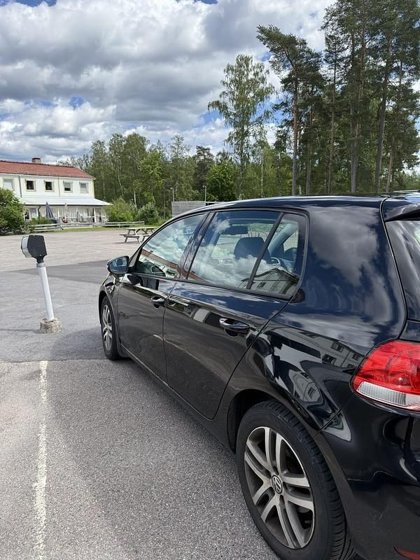 Begagnad VW Golf VII 105 HK (77 kW) 2012