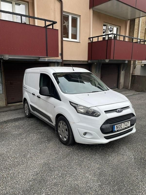 Begagnad Ford Transit Connect 95 HK (69 kW) 2016 Minibuss