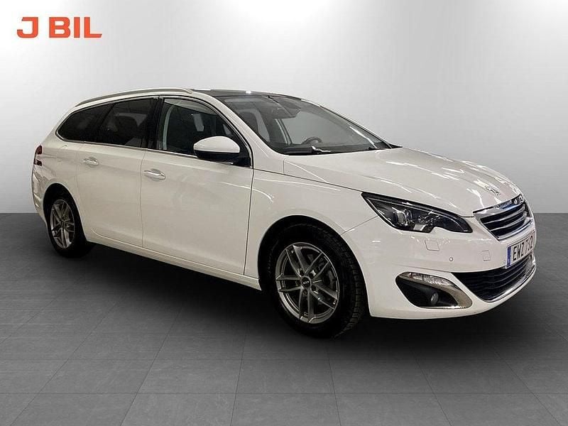 Vit Begagnad 2015 Peugeot 308 Allure Kombi | 99 900 kr (Marknadspris) - Bild 1/4