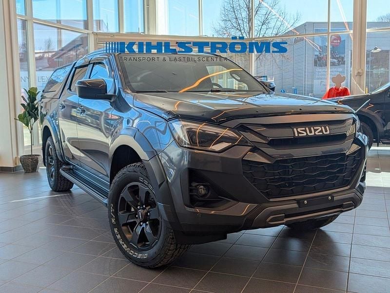 Grå Ny 2025 Isuzu D-Max Van | 823 750 kr - Bild 1/4