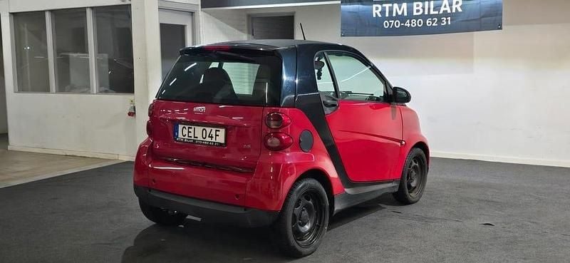 Begagnad Smart ForTwo Coupé 45 HK (33 kW) 2009 Röd Sportkupé