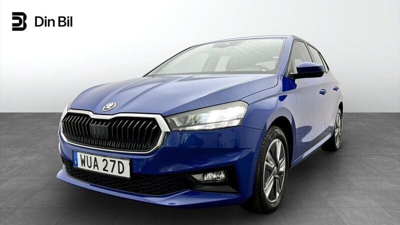Blå Begagnad 2023 Skoda Fabia Style Halvkombi | 206 500 kr (Marknadspris) - Bild 1/4