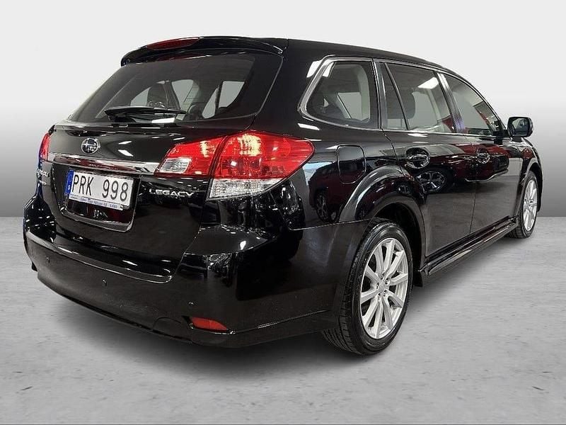 Begagnad Subaru Legacy 167 HK (122 kW) 2010 Svart Kombi