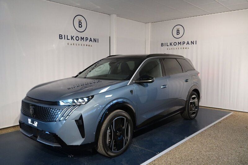 Blå Begagnad 2024 Peugeot e-5008 Ultimate SUV | 599 800 kr (Lite dyr) - Bild 1/4