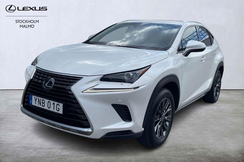 Vit Begagnad 2019 Lexus NX300h SUV | 259 000 kr (Marknadspris) - Bild 1/4