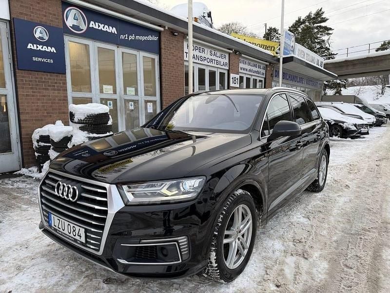 Svart Begagnad 2016 Audi Q7 S-Line SUV | 385 000 kr (Marknadspris) - Bild 1/4
