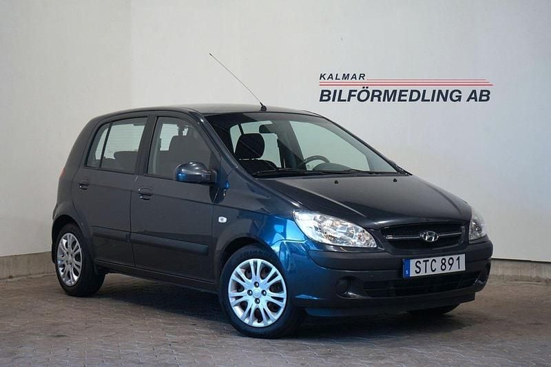 Ljusgrå Begagnad 2006 Hyundai Getz Halvkombi | 34 900 kr (Dyr) - Bild 1/4