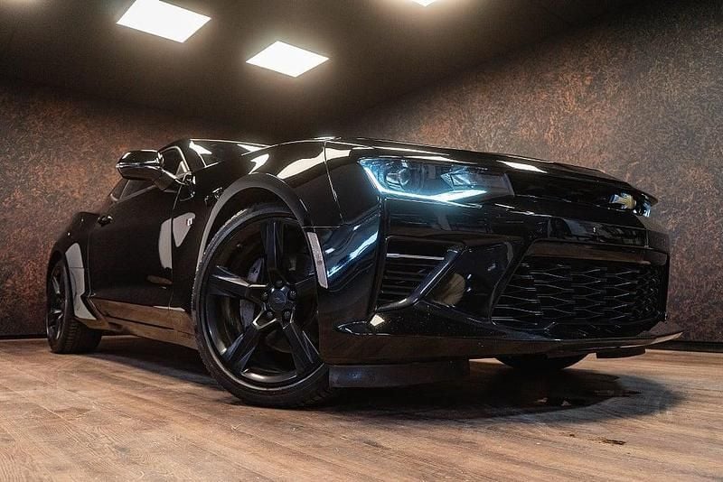 Begagnad Chevrolet Camaro SS 453 HK (333 kW) 2017 Svart