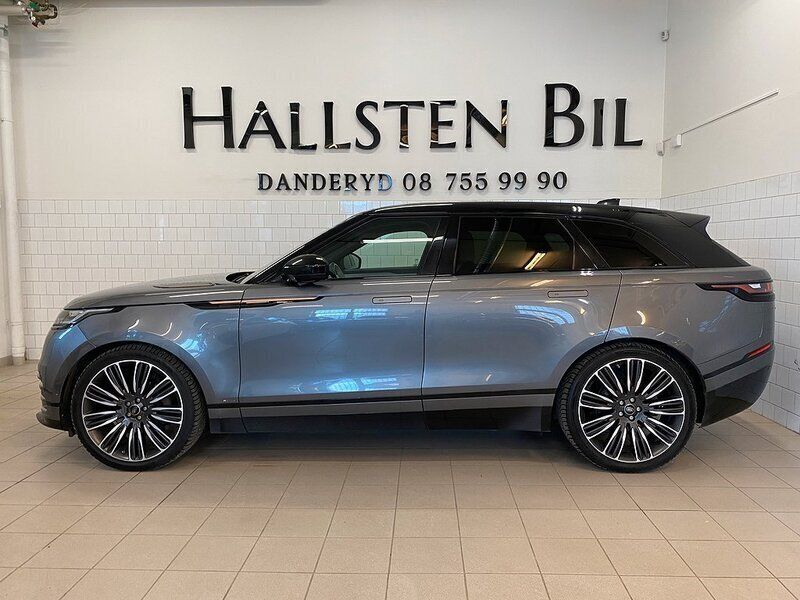 Mörkgrå (grå metallic) Begagnad 2017 Land Rover Range Rover Velar First Edition SUV | 479 000 kr (Lite dyr) - Bild 1/4