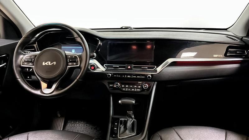 Begagnad Kia Niro Advance 141 HK (103 kW) 2022 Svart SUV
