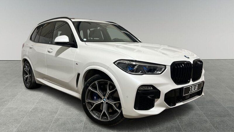 Vit Begagnad 2021 BMW X5 M Sport SUV | 759 899 kr (Dyr) - Bild 1/4