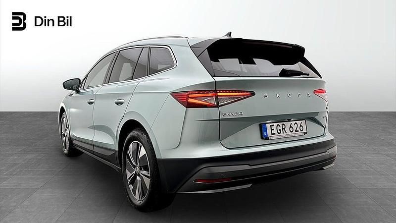 Begagnad Skoda Enyaq iV 194 kW (265 HK) 2023 Silver SUV