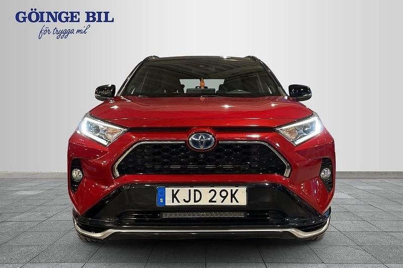 Begagnad Toyota RAV4 310 HK (228 kW) 2021 Röd SUV