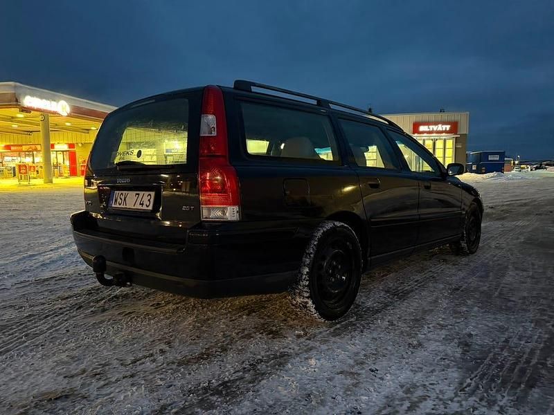 Begagnad Volvo V70 210 HK (154 kW) 2005 Kombi