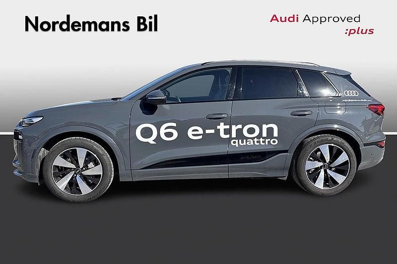 Begagnad Audi e-tron S-Line 285 kW (388 HK) 2024 Grå SUV