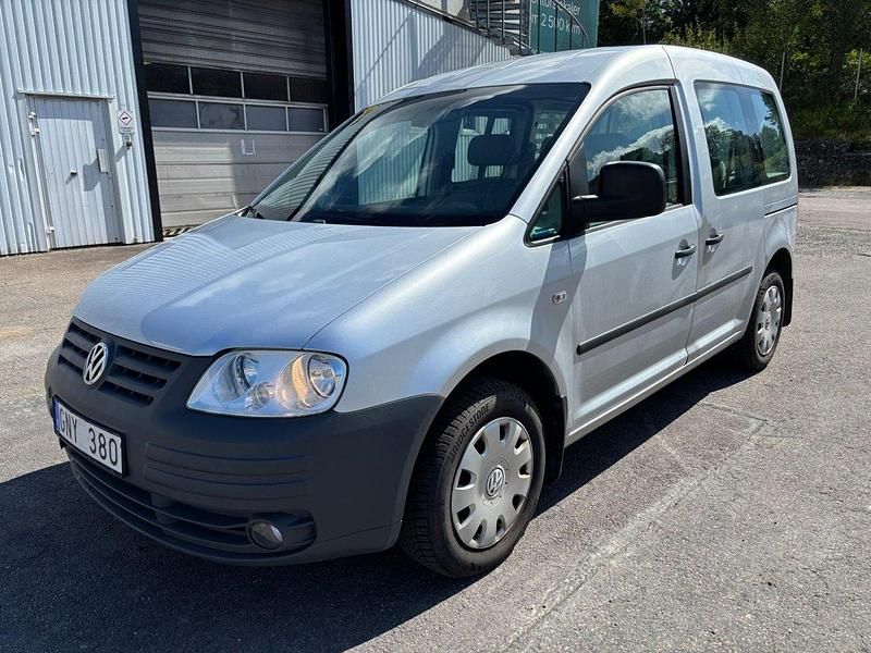 Silver Begagnad 2007 VW Caddy Life Minibuss | 36 800 kr (Marknadspris) - Bild 1/4