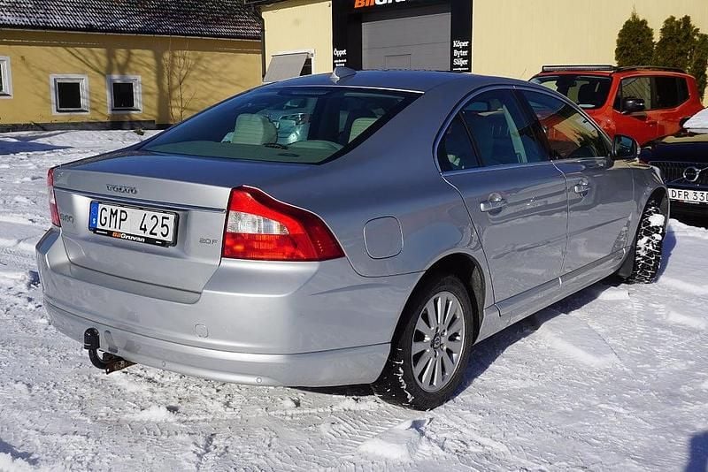 Begagnad Volvo S80 Summum 145 HK (106 kW) 2008 Ljusgrå Sedan