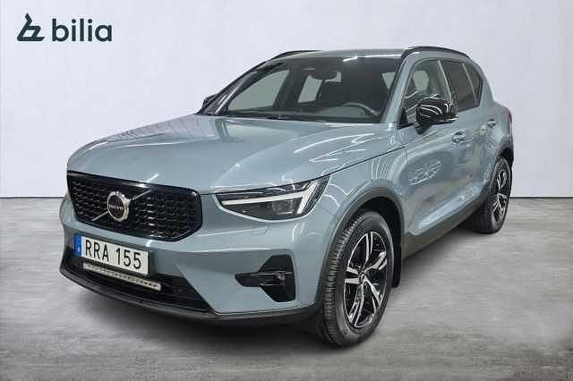 Begagnad 2023 Volvo XC40 SUV | 379 000 kr (Marknadspris) - Bild 1/3