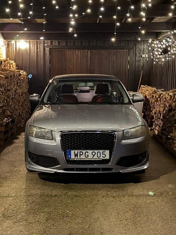 Begagnad 2005 Audi A3 Halvkombi | 30 000 kr (Marknadspris) - Bild 1/4