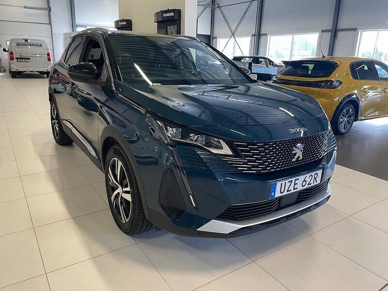 Blå Begagnad 2024 Peugeot 3008 GT-line SUV | 289 900 kr (Marknadspris) - Bild 1/4