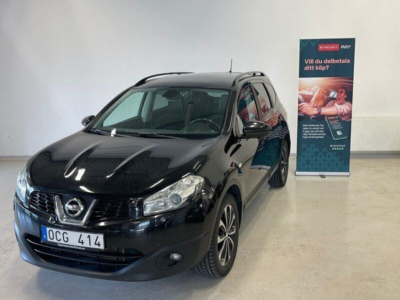 Svart Begagnad 2013 Nissan Qashqai +2 360º SUV | 89 800 kr (Marknadspris) - Bild 1/4