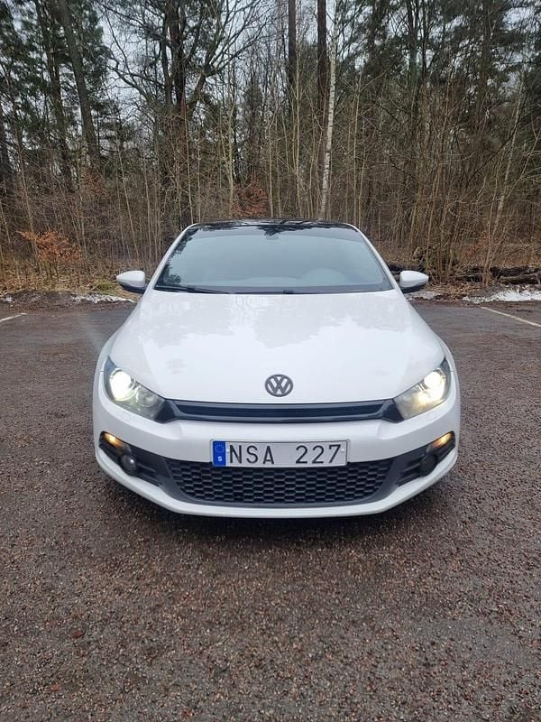 Begagnad VW Scirocco 160 HK (117 kW) 2010