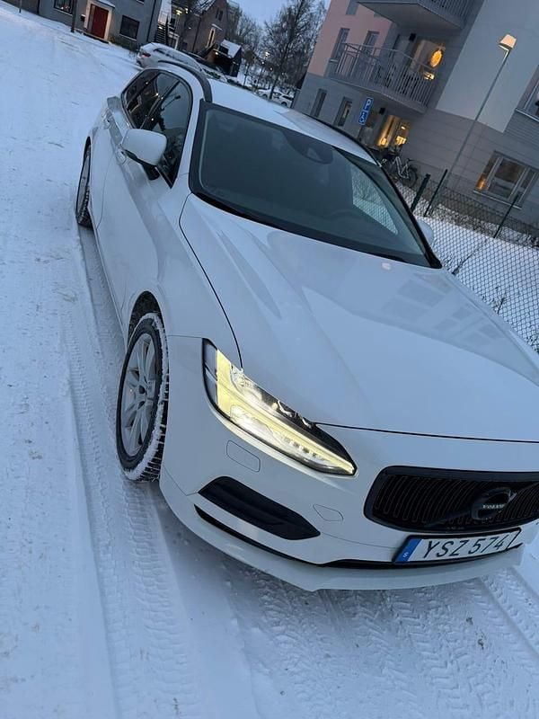 Begagnad Volvo V90 190 HK (139 kW) 2018 Kombi
