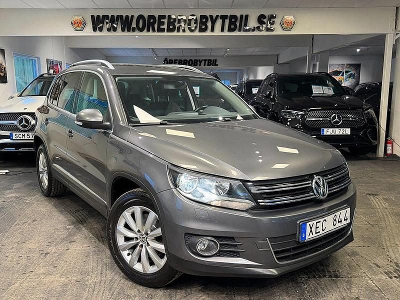 Begagnad VW Tiguan Sportline 180 HK (132 kW) 2013 Grå SUV