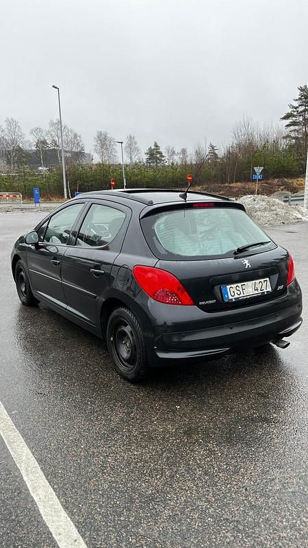 Begagnad Peugeot 207 120 HK (88 kW) 2008 Svart