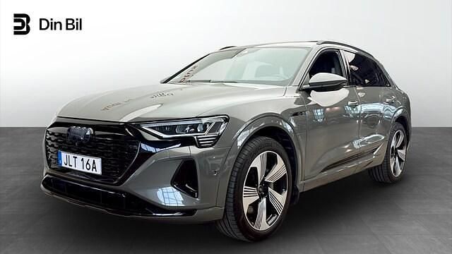 Begagnad Audi Q8 e-tron Proline 304 kW (414 HK) 2023 Chronosgrå metallic SUV
