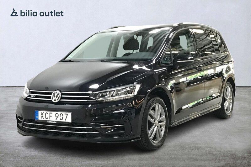 Svart Begagnad 2018 VW Touran R-line Minibuss | 239 900 kr (Lite dyr) - Bild 1/3