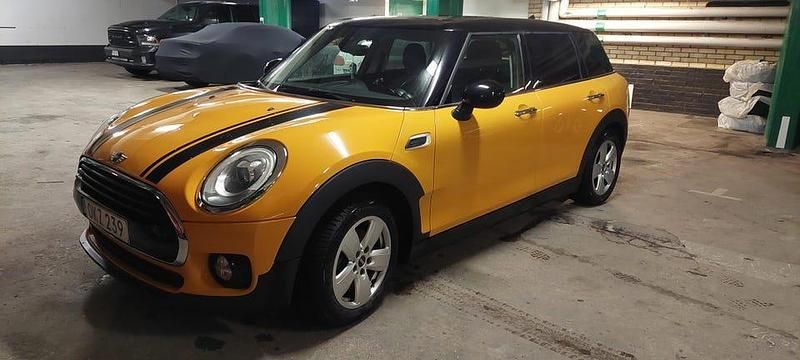 Begagnad Mini Cooper Clubman 136 HK (100 kW) 2017 Orange Kombi