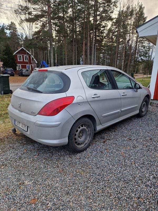 Begagnad 2010 Peugeot 308 Halvkombi | 20 000 kr (Superpris) - Bild 1/4