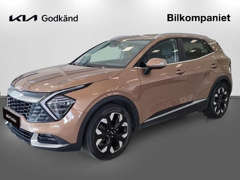 Brun Begagnad 2022 Kia Sportage Advance SUV | 359 800 kr (Marknadspris) - Bild 1/4