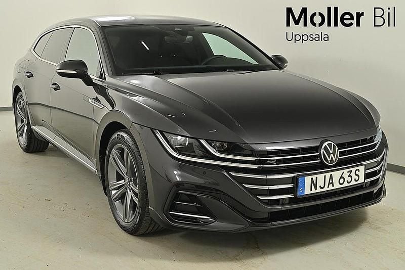 Begagnad VW Arteon R-line 200 HK (147 kW) 2023 Mangan grey metallic Kombi